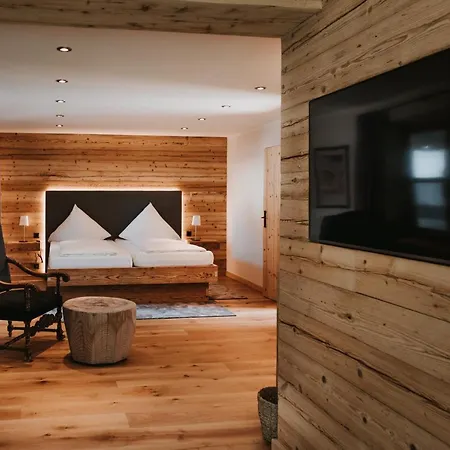 Hotel Tegernseer Hof 3*