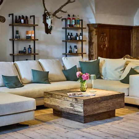 Tegernseer Hof Hotel 3*