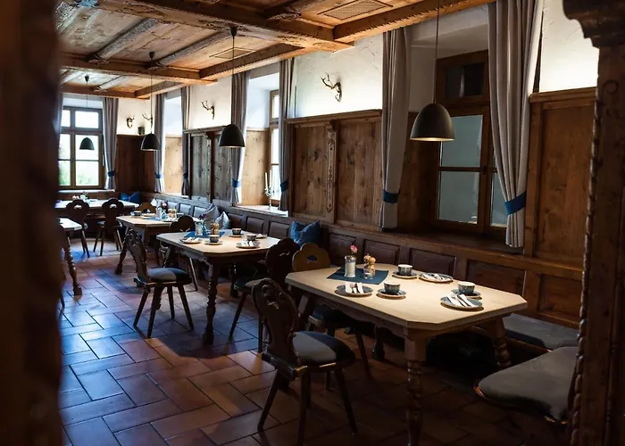 Tegernseer Hof Hotel 3*