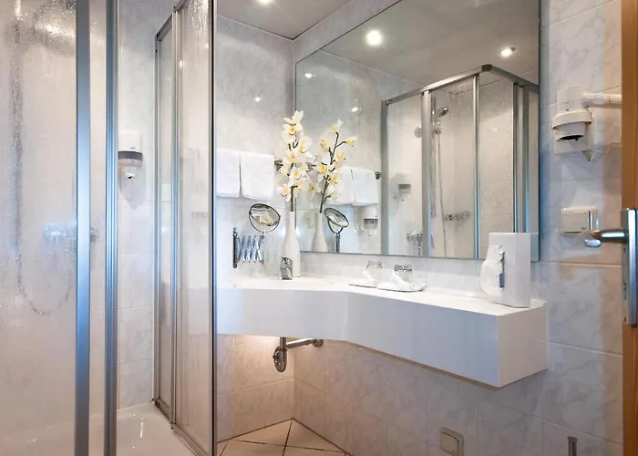 Tegernseer Hof Hotel 3*